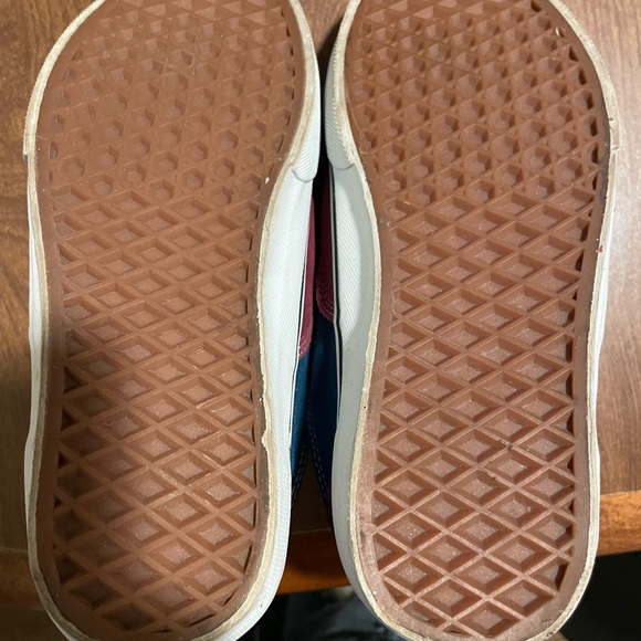 Rowley Style 99 Van Shoes. Size 5. These are in excellent condition. - Picture 3 of 6
